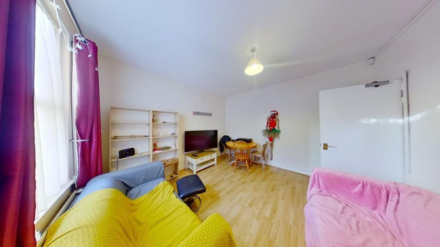 3 bedroom terraced house to rent - Photo 1