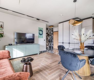 Wolne od zaraz, wysoki standard, tuż przy metrze! 46 m² - Фото 1