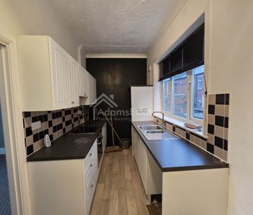 Price £850 pcm - Available Now - Unfurnished - Photo 4