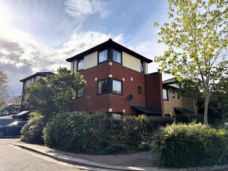 2 bedroom end of terrace house to rent - Photo 4