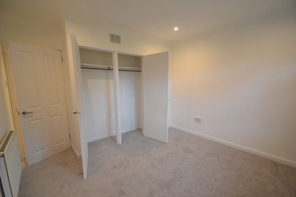 1 Bed Flat, Rotherwood Avenue, G13 - Photo 1