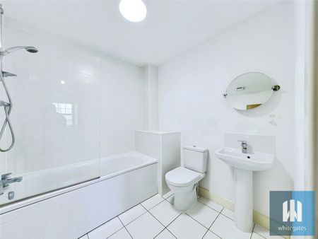 Stoborough Crescent, Pontefract, West Yorkshire, WF7 - Photo 4
