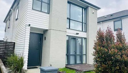 Modern, Spacious & Perfectly Positioned Family Home!! - Photo 4