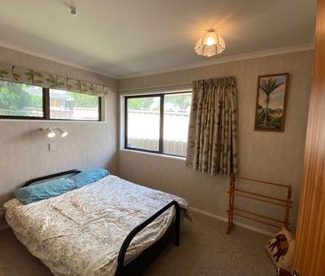 Spacious Family Home - Photo 3