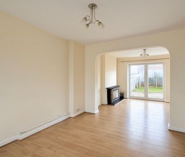 3 bedroom House To Let Total Size: 991 SQ FT - Photo 1