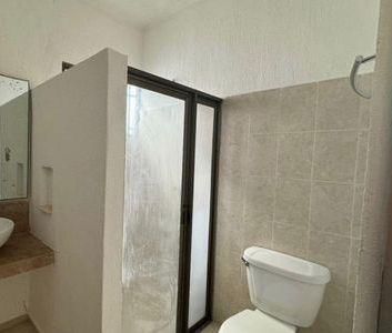 Se Renta casa en las Américas II a 7 cuadras del paradero del Mayabus - Photo 1