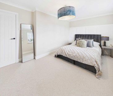 3 bedroom detached house to rent - Photo 4