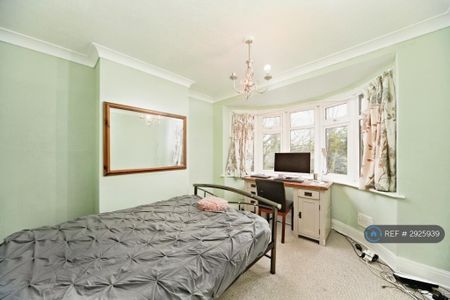 2 bedroom detached house to rent - Photo 3