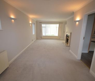 3 bedroom detached house to rent - Photo 3