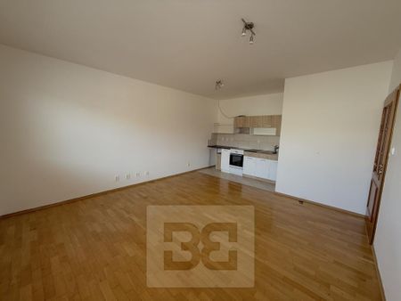 Pronájem bytu 1+kk 36 m2 - Photo 2