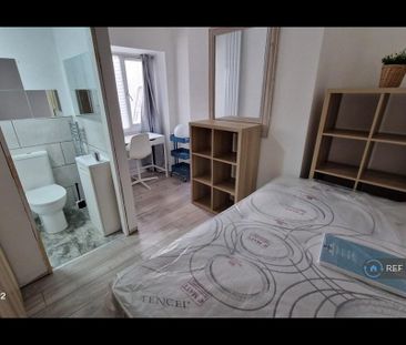 5 bedroom terraced house to rent - Photo 5