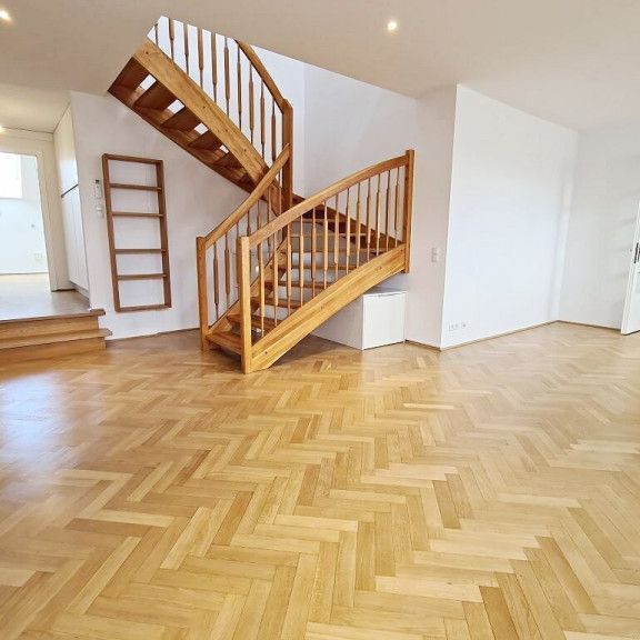 TOPLAGE, BÖRSE-NÄHE, klimatisierte 157 m2 Maisonette mit 18 m2 Terrasse, 4 Zimmer, Küche, Wintergarten, 2 Bäder, Zelinkagasse - Foto 1