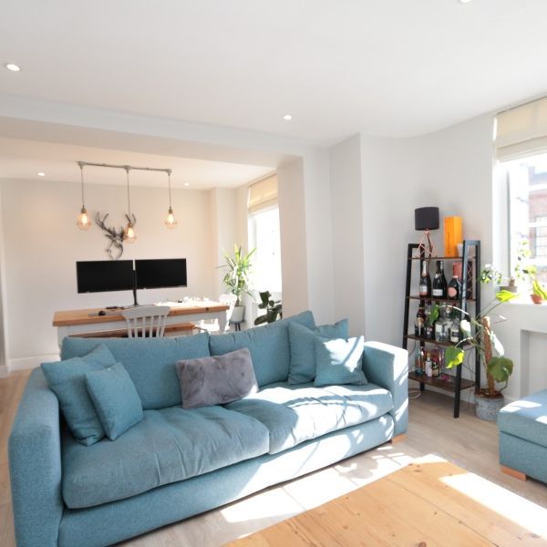 The Shrubbery, Surbiton, KT6 - Photo 1