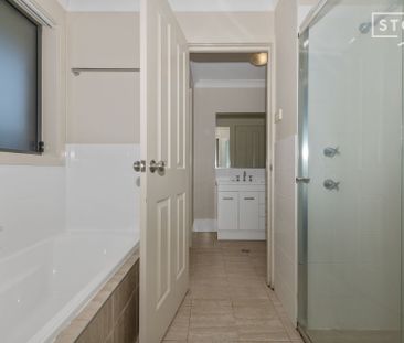 Modern & Comfortable Living in a Great Location! - Photo 4