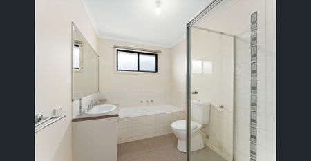 Spacious and Private - Photo 4