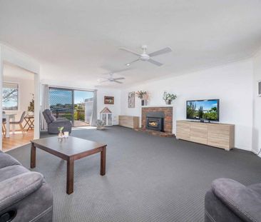 Stylish Beachside Living in Evans Head - Photo 5