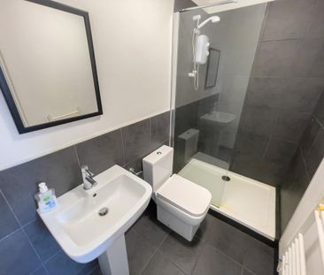 9 bedroom semi-detached house to rent - Photo 6