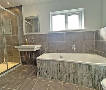 5 bedroom detached house to rent - Photo 6