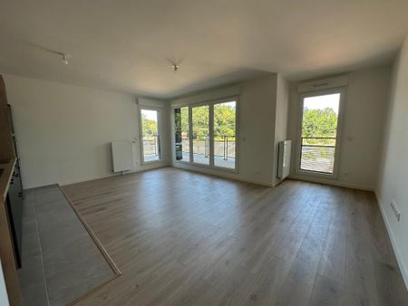Location Appartement 2 pièces 69m² CHATENAY MALABRY 92290 - Photo 2