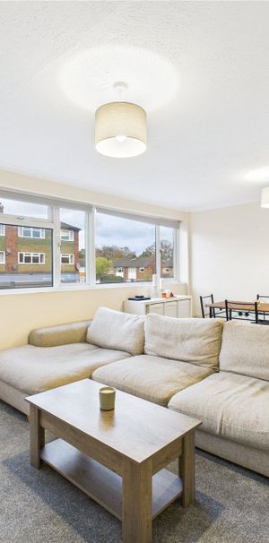 Yorktown Road, Sandhurst Yorktown Road, Sandhurst - Photo 1