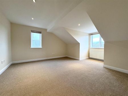 2 bedroom apartment to rent - Photo 4