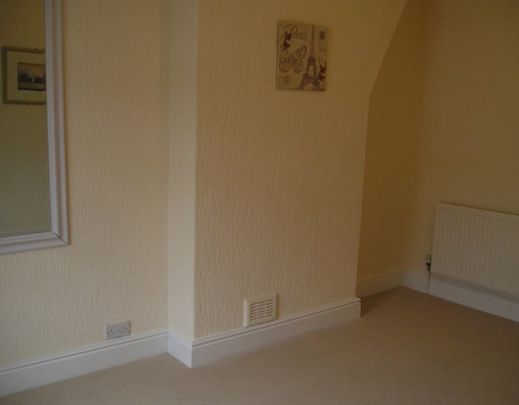 20, Hatrell Street,Newcastle-under-Lyme, ST5 1LX. - Photo 1