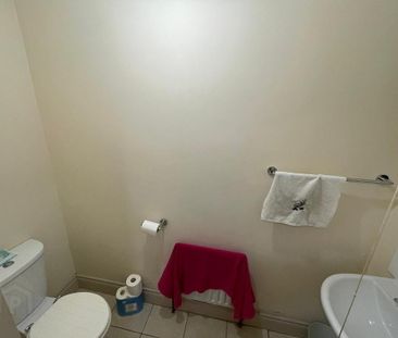 49 Cromwell Road Apt 1, Belfast, BT7 1JX - Photo 6