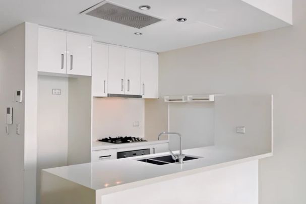 38 shoreline Dr, Sydney - Photo 1