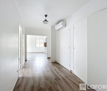 Location Appartement 3 pièces 57m² - Photo 3