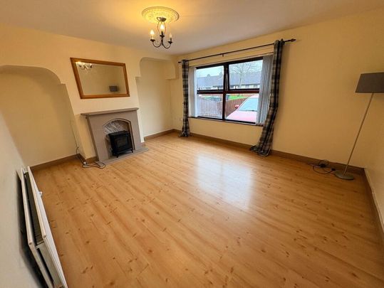 5 Knockburn Court, Lisburn, BT28 2QQ - Photo 1