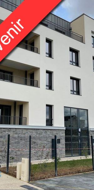 Location Appartement 4 pièces 82m² MOISSY CRAMAYEL 77550 - Photo 2