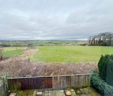 2 bedroom end of terrace house to rent - Photo 6