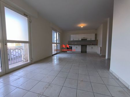 Location Appartement 3 pièces 58m² - Photo 2