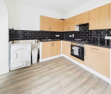 3 bedroom terraced house to rent - Photo 6