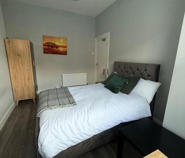 Room's To Let, 68 Tates Avenue, Belfast, BT9 7BY - Photo 2