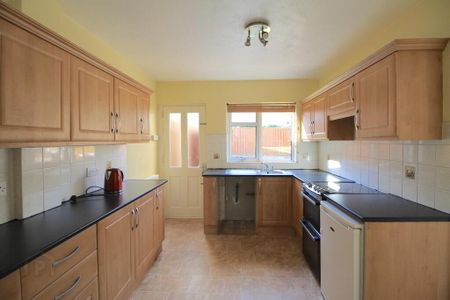 15 Knockview Drive, Tandragee, Craigavon, BT62 2BH - Photo 2