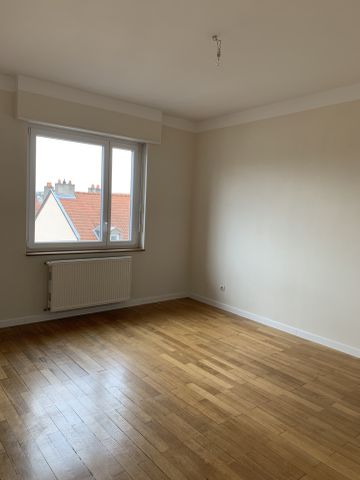 Location Appartement 4 pièces 97m² SARREGUEMINES 57200 - Photo 4