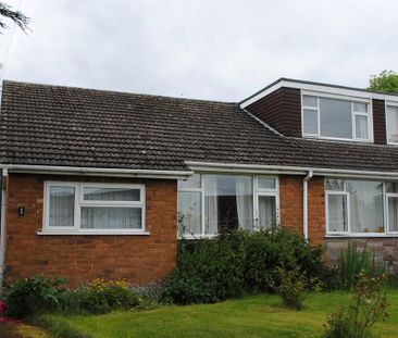 2 bedroom semi-detached bungalow to rent - Photo 1