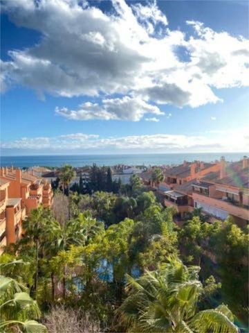 Alquiler de ático en Avenida Conde Rudi - Photo 4