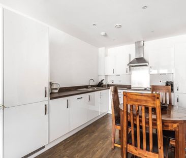 16, Trobridge Parade, Grahame Park Way, London, NW9 - Photo 6