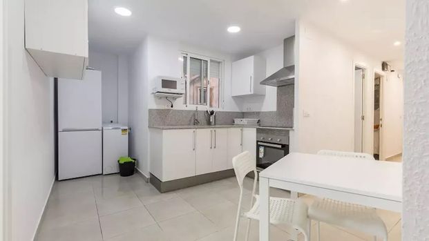 Carrer Justo Vilar, Valencia, Valencian Community 46011 - Photo 1