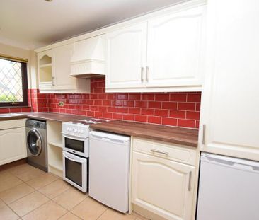 1 bedroom detached house to rent - Photo 2