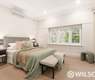 Renovated Art Deco - 9 MONTH LEASE PREFERRED - Photo 4