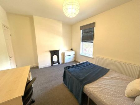 3 bedroom house share to rent - Photo 4