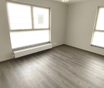 Appartement te huur in Harelbeke voor € 1.000 met 3 slaapkamers - Photo 5
