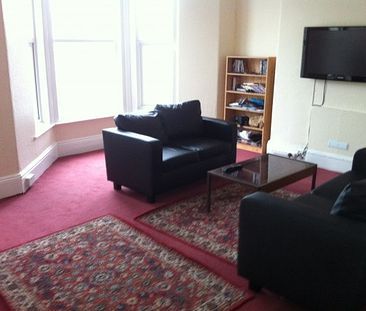 Student Accommodation - 7 Bedroom House - Photo 5