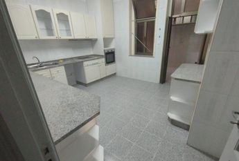 Porto arrendo quarto em casa partilhada