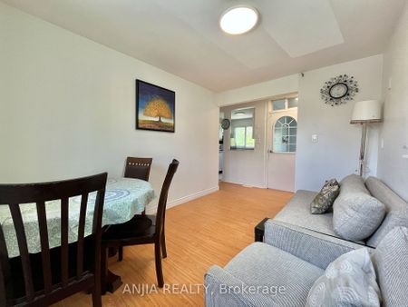 For Lease - 256 Homewood Avenue Unit# unit 3 bedroom 3, Toronto, Ontario - Photo 2