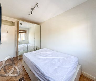 St. Pauls Avenue, London, NW2 5SU - Photo 2