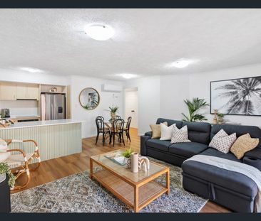 8/61 North Street Southport - Photo 1